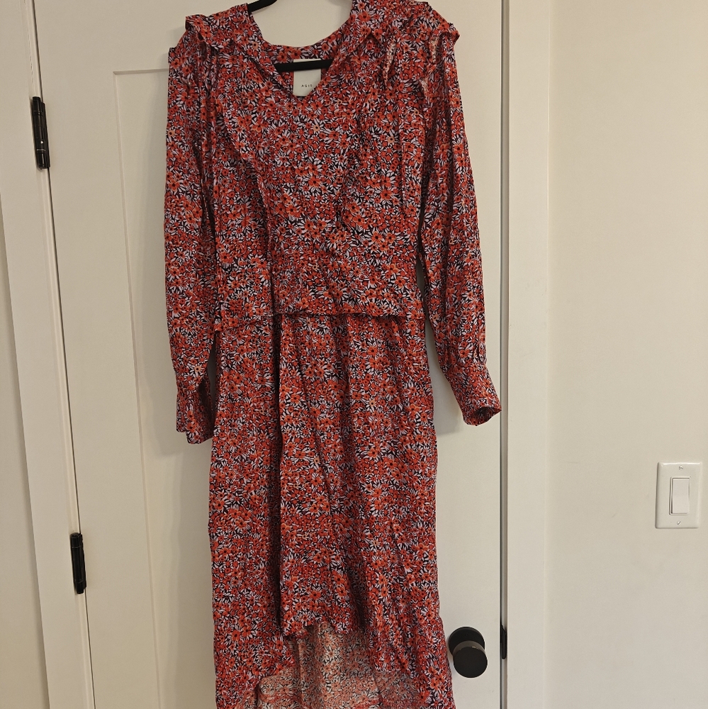 Red Long Sleeve V-Neck Sundress for Casual Occasions